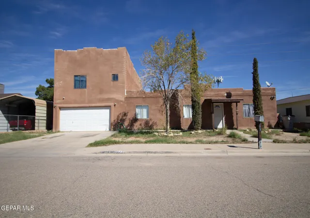 Photo 3 of Single family home for sale at 8772 Coloma Cir, El Paso, TX 79907 | MLS# 950734 | Listing updated on 2026-09-06