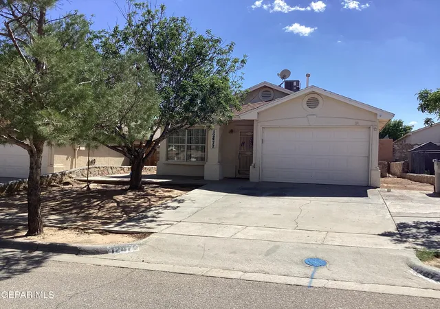 Photo 2 of Single family home for sale at 12472 Sombra Fuerte Dr, El Paso, TX 79938 | MLS# 950769 | Listing updated on 2026-09-20