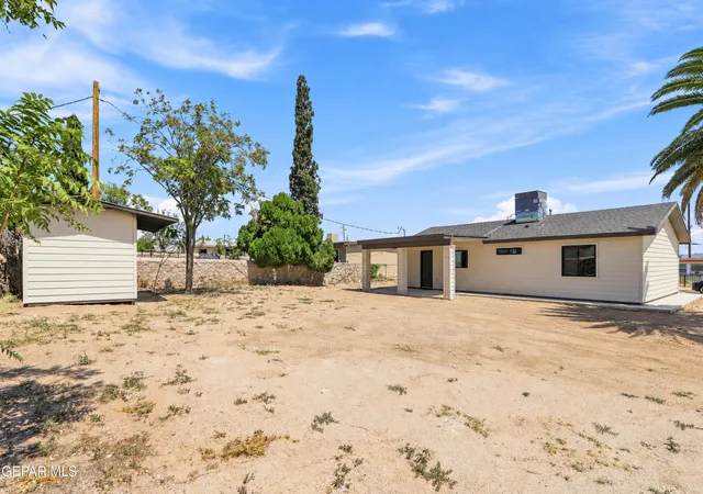 Photo 4 of Single family home for sale at 921 Marlow Rd, El Paso, TX 79905 | MLS# 950826 | Listing updated on 2026-09-10