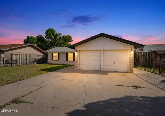 Photo 25 of Single family home for sale at 10420 Maxwood Dr, El Paso, TX 79935 | MLS# 950767 | Listing updated on 2026-10-08