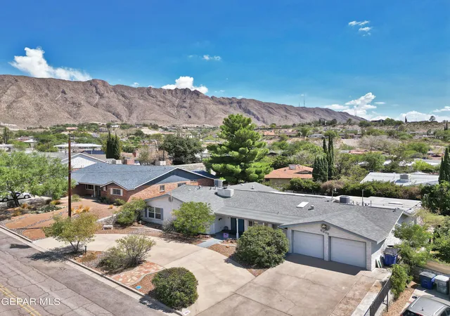 Photo 3 of Single family home for sale at 5812 Burning Tree Dr, El Paso, TX 79912 | MLS# 950814 | Listing updated on 2026-09-08