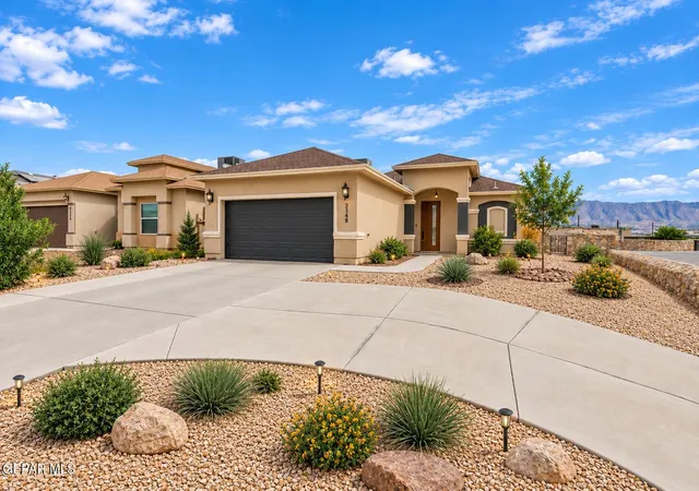 Photo 1 of Single family home for sale at 2768 San Gabriel Dr, Sunland Park, NM 88063 | MLS# 950761 | Listing updated on 2026-09-14