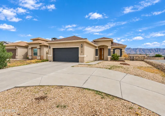 Photo 4 of Single family home for sale at 2768 San Gabriel Dr, Sunland Park, NM 88063 | MLS# 950761 | Listing updated on 2026-09-14