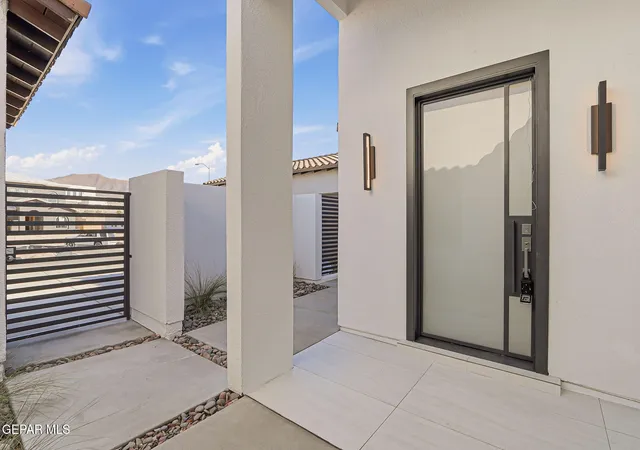 Photo 3 of Single family home for sale at 1845 War Path Dr, El Paso, TX 79911 | MLS# 950784 | Listing updated on 2026-09-12