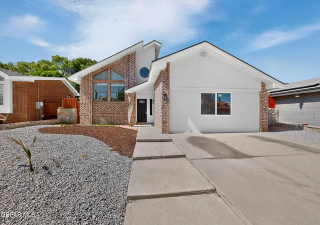 Photo 1 of Sale Pending at 11648 Gordon Cooper Ln, El Paso, TX 79936 | MLS# 950793 | Listing updated on 2026-09-18