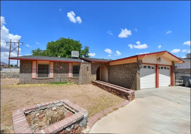 Photo 2 of Single family home for sale at 4805 Apis Ct, El Paso, TX 79924 | MLS# 950875 | Listing updated on 2026-09-13