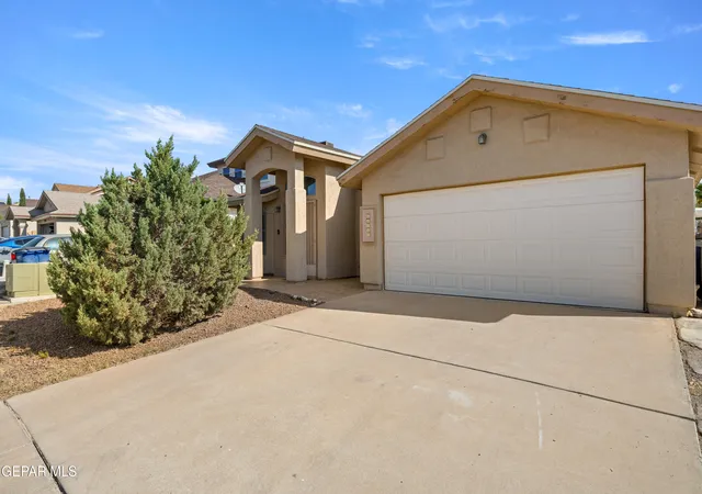 Photo 2 of Single family home for sale at 12545 Paseo Lindo Dr, El Paso, TX 79928 | MLS# 950824 | Listing updated on 2026-09-14