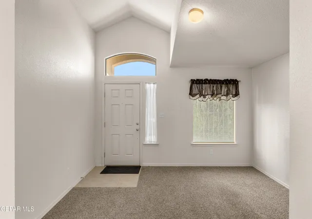 Photo 4 of Single family home for sale at 12545 Paseo Lindo Dr, El Paso, TX 79928 | MLS# 950824 | Listing updated on 2026-09-14