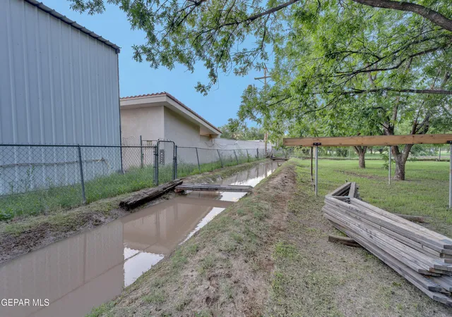 Photo 4 of Single family home for sale at 11942 Rancho Miraval Way, El Paso, TX 79927 | MLS# 950810 | Listing updated on 2026-09-20