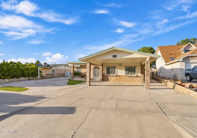Photo 1 of Single family home for sale at 8528 Saratoga Dr, El Paso, TX 79912 | MLS# 950808 | Listing updated on 2026-09-08