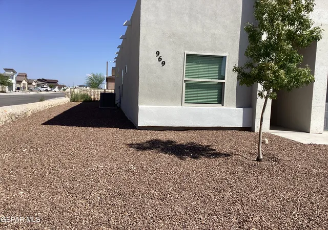 Photo 3 of Single family home for sale at 969 Aqueduct Ave, El Paso, TX 79932 | MLS# 950828 | Listing updated on 2026-09-09