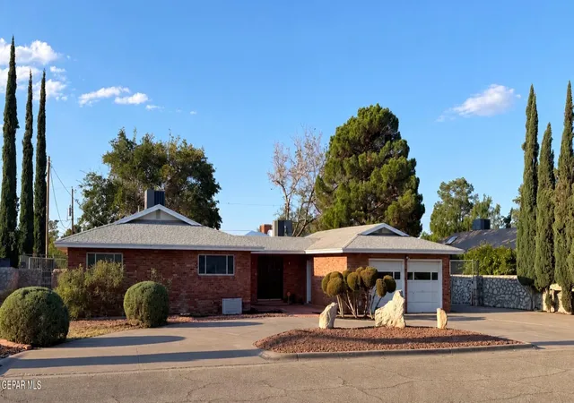 Single family home for sale at 9508 Desert Hills Ln, El Paso, TX 79925 | MLS# 950938