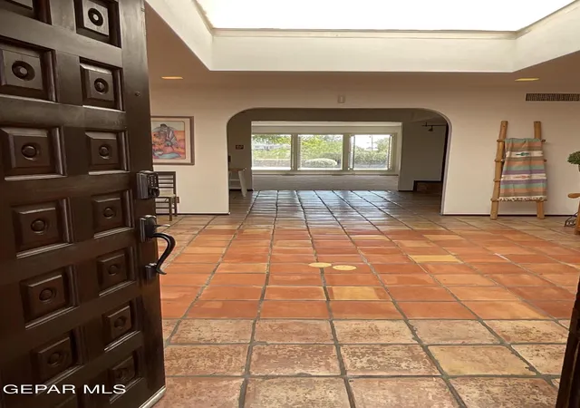 Photo 2 of Single family home for sale at 9508 Desert Hills Ln, El Paso, TX 79925 | MLS# 950938 | Listing updated on 2026-09-14