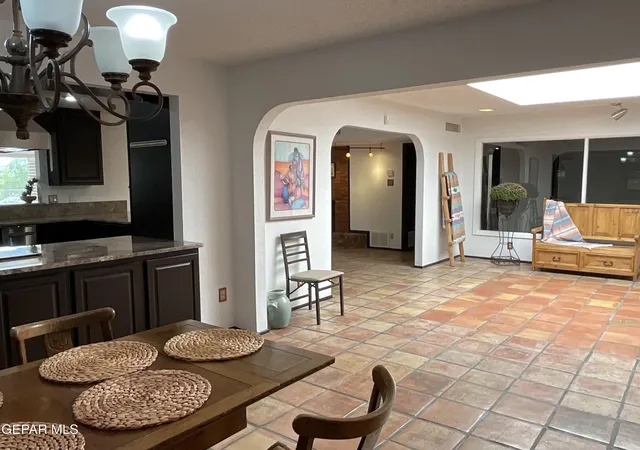 Photo 3 of Single family home for sale at 9508 Desert Hills Ln, El Paso, TX 79925 | MLS# 950938 | Listing updated on 2026-09-14
