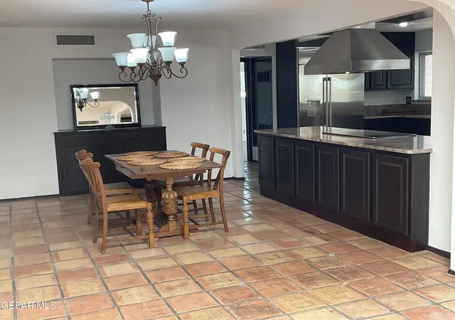 Photo 4 of Single family home for sale at 9508 Desert Hills Ln, El Paso, TX 79925 | MLS# 950938 | Listing updated on 2026-09-14