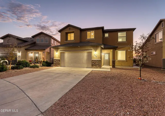 Photo 2 of Single family home for sale at 7657 Mundy Crk Dr, El Paso, TX 79911 | MLS# 950838 | Listing updated on 2026-09-21