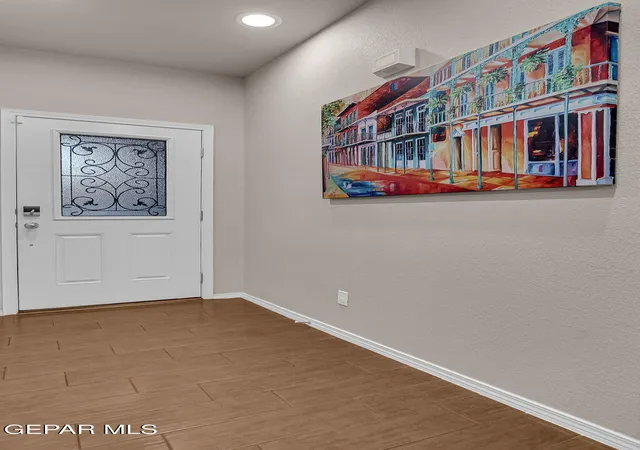 Photo 3 of Single family home for sale at 7657 Mundy Crk Dr, El Paso, TX 79911 | MLS# 950838 | Listing updated on 2026-09-21