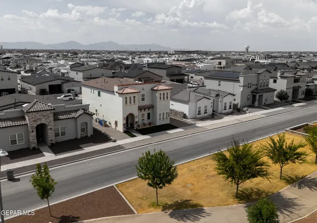 Photo 3 of Single family home for sale at 2233 Mike Price Dr, El Paso, TX 79938 | MLS# 950941 | Listing updated on 2026-09-20