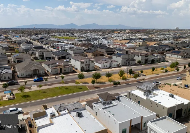 Photo 3 of Single family home for sale at 2233 Mike Price Dr, El Paso, TX 79938 | MLS# 950941 | Listing updated on 2026-09-20