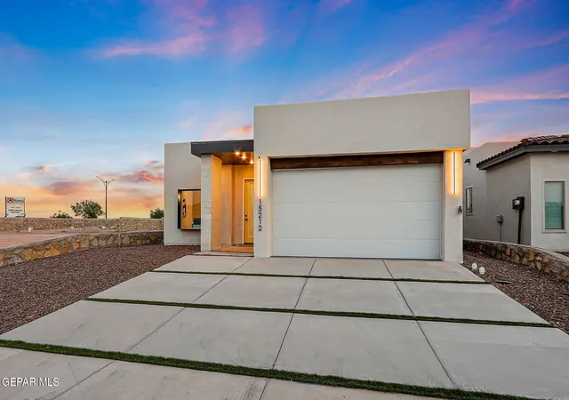 Photo 3 of Single family home for sale at 15212 Gauge Ct, El Paso, TX 79938 | MLS# 950927 | Listing updated on 2026-09-12