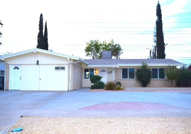 Photo 1 of Single family home for sale at 1316 Backus St, El Paso, TX 79925 | MLS# 950960 | Listing updated on 2026-09-20