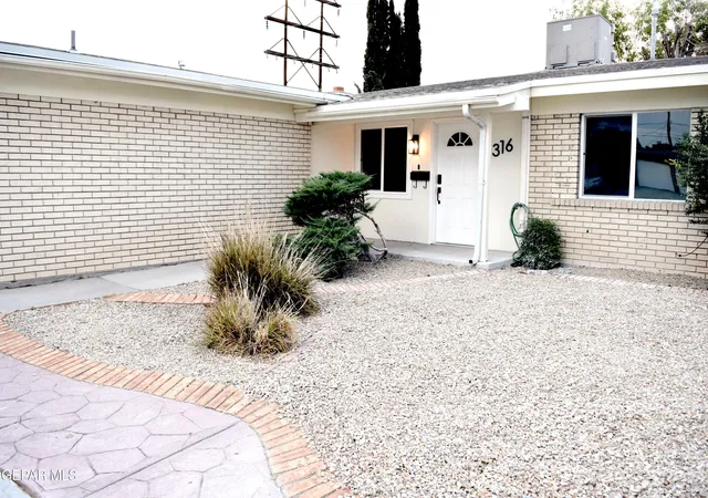 Photo 3 of Single family home for sale at 1316 Backus St, El Paso, TX 79925 | MLS# 950960 | Listing updated on 2026-09-20