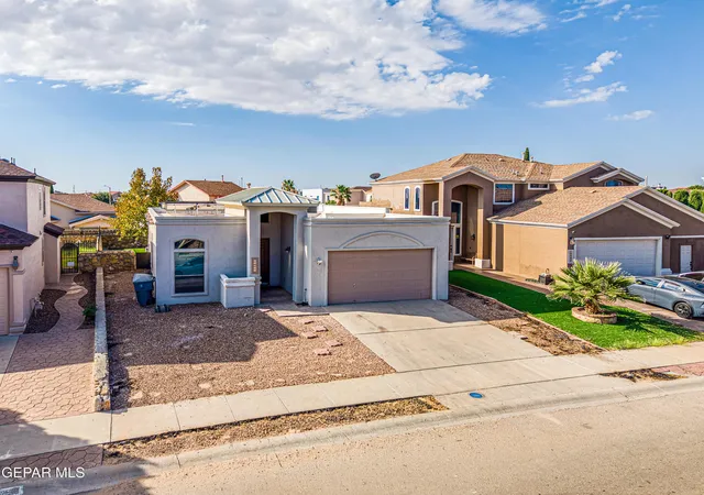 Photo 3 of Single family home for sale at 12752 Tierra Sonora Dr, El Paso, TX 79938 | MLS# 950894 | Listing updated on 2026-09-10