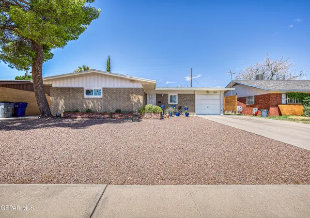 Photo 3 of Single family home for sale at 3017 Erica St, El Paso, TX 79925 | MLS# 950896 | Listing updated on 2026-09-16