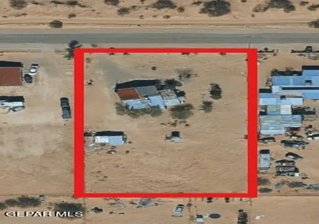 Photo 2 of Single family home for sale at 15240 Perlite Dr, El Paso, TX 79928 | MLS# 950919 | Listing updated on 2026-09-10