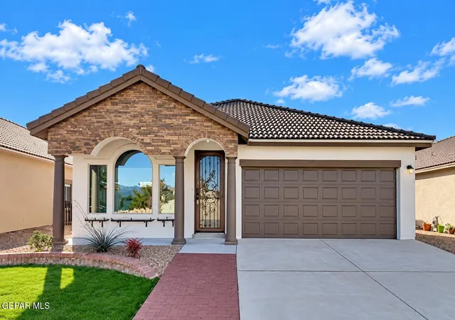 Photo 1 of Single family home for sale at 528 Cedarwood Dr, El Paso, TX 79928 | MLS# 950933 | Listing updated on 2026-09-20