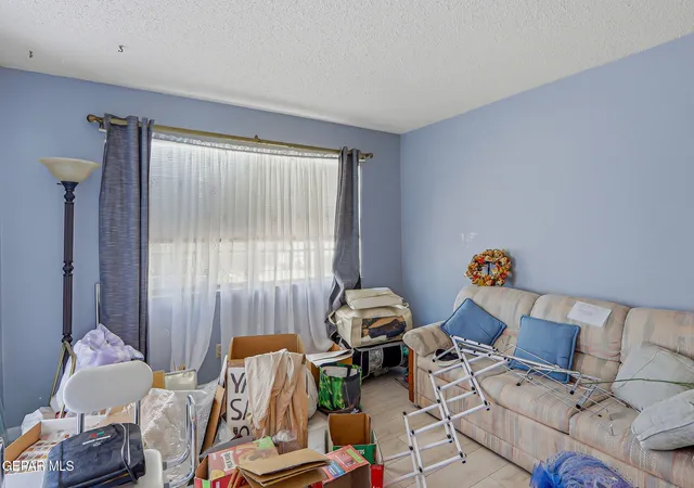 Photo 4 of House for sale at 10648 Cardigan Dr, El Paso, TX 79935 | MLS# 951032 | Listing updated on 2026-09-12
