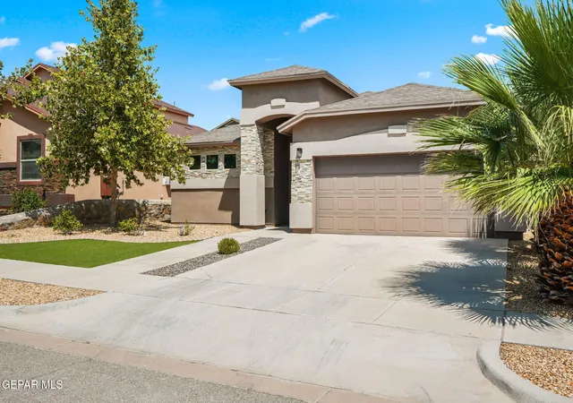 Photo 3 of Single family home for sale at 12549 Blue Heron Dr, El Paso, TX 79928 | MLS# 950957 | Listing updated on 2026-09-20