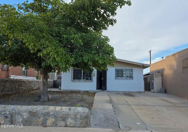 Photo 1 of Single family home for sale at 3219 Sacramento Ave, El Paso, TX 79930 | MLS# 950955 | Listing updated on 2026-09-11