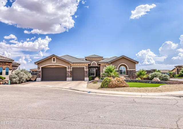 Photo 2 of Single family home for sale at 840 Golden Edge Ct, El Paso, TX 79928 | MLS# 950982 | Listing updated on 2026-10-06