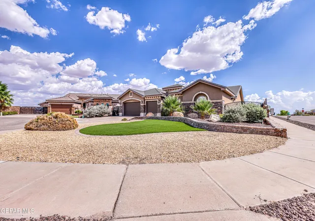 Photo 3 of Single family home for sale at 840 Golden Edge Ct, El Paso, TX 79928 | MLS# 950982 | Listing updated on 2026-10-06