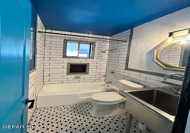 Photo 3 of Multi family home for sale at 8614 & 861 Echo St, El Paso, TX 79904 | MLS# 951184 | Listing updated on 2026-09-21