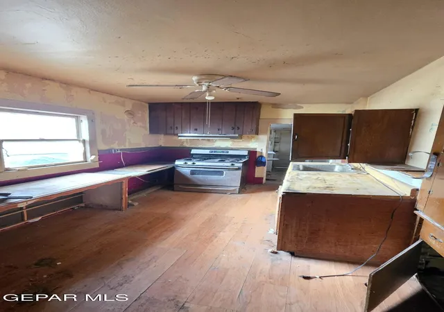 Single family home for sale at 3219 Mountain Ave, El Paso, TX 79930 | MLS# 950983 | Listing updated on 2026-09-11