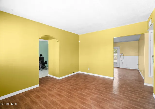Photo 2 of Single family home for sale at 537 Gilmore Way, El Paso, TX 79907 | MLS# 951141 | Listing updated on 2026-10-27