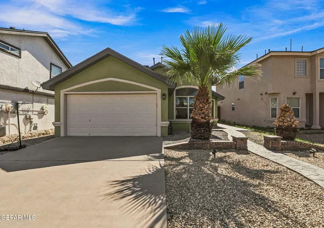 Photo 2 of Single family home for sale at 3624 La Cuesta Dr, El Paso, TX 79936 | MLS# 950986 | Listing updated on 2026-09-11
