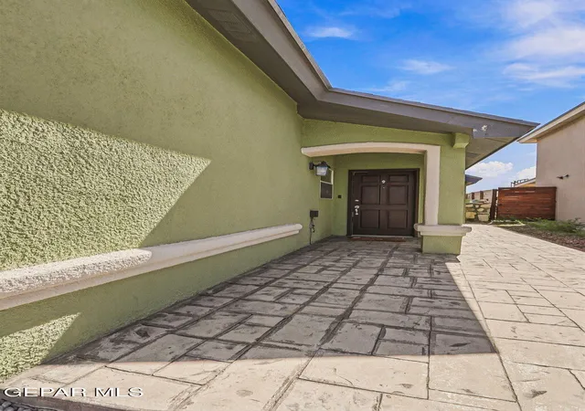 Photo 3 of Single family home for sale at 3624 La Cuesta Dr, El Paso, TX 79936 | MLS# 950986 | Listing updated on 2026-09-11