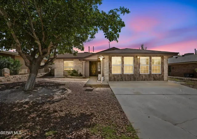 Single family home for sale at 10422 Birthstone Dr, El Paso, TX 79925 | MLS# 951665
