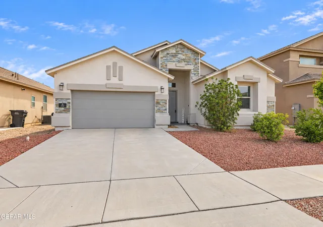 Photo 3 of Single family home for sale at 232 Golden Rise St, Horizon City, TX 79928 | MLS# 951003 | Listing updated on 2026-09-14