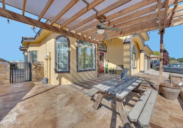 Photo 3 of Single family home for sale at 13583 Emerald Coast Ln, Horizon City, TX 79928 | MLS# 951039 | Listing updated on 2026-10-04