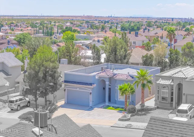 Photo 3 of Single family home for sale at 12568 Gilded Sun Dr, El Paso, TX 79938 | MLS# 951018 | Listing updated on 2026-09-20