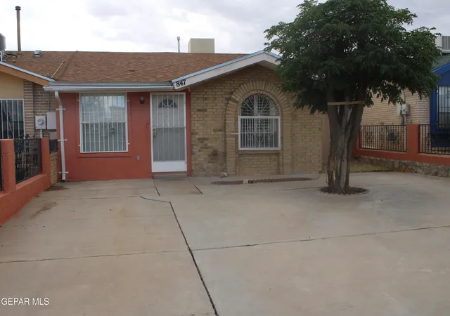 Photo 1 of Multi family home for sale at 847 Barandal Dr, El Paso, TX 79907 | MLS# 951028 | Listing updated on 2026-09-12