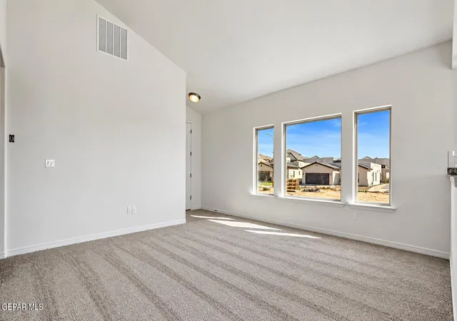 Photo 4 of Single family home for sale at 13832 Paseo Celeste Dr, Horizon City, TX 79928 | MLS# 951061 | Listing updated on 2026-09-12