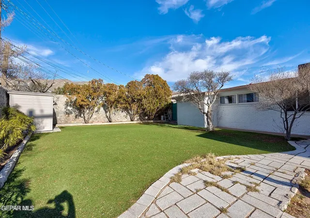 Photo 3 of Single family home for sale at 4228 Darwood Dr, El Paso, TX 79902 | MLS# 951056 | Listing updated on 2026-09-23