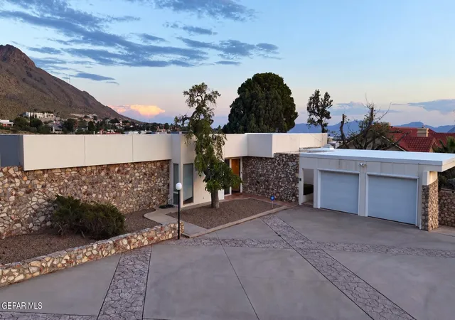 Photo 24 of Single family home for sale at 912 Thunderbird Dr, El Paso, TX 79912 | MLS# 951095 | Listing updated on 2026-09-23