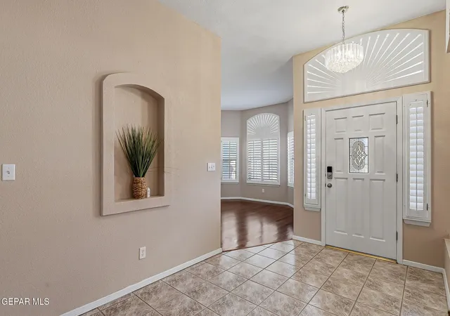 Photo 4 of Sale Pending at 1385 Rainbow Ridge Dr, El Paso, TX 79912 | MLS# 951188 | Listing updated on 2026-10-01