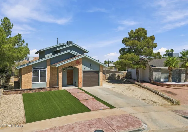 Photo 2 of Single family home for sale at 12041 Castle Keep Cir, El Paso, TX 79936 | MLS# 951117 | Listing updated on 2026-09-21